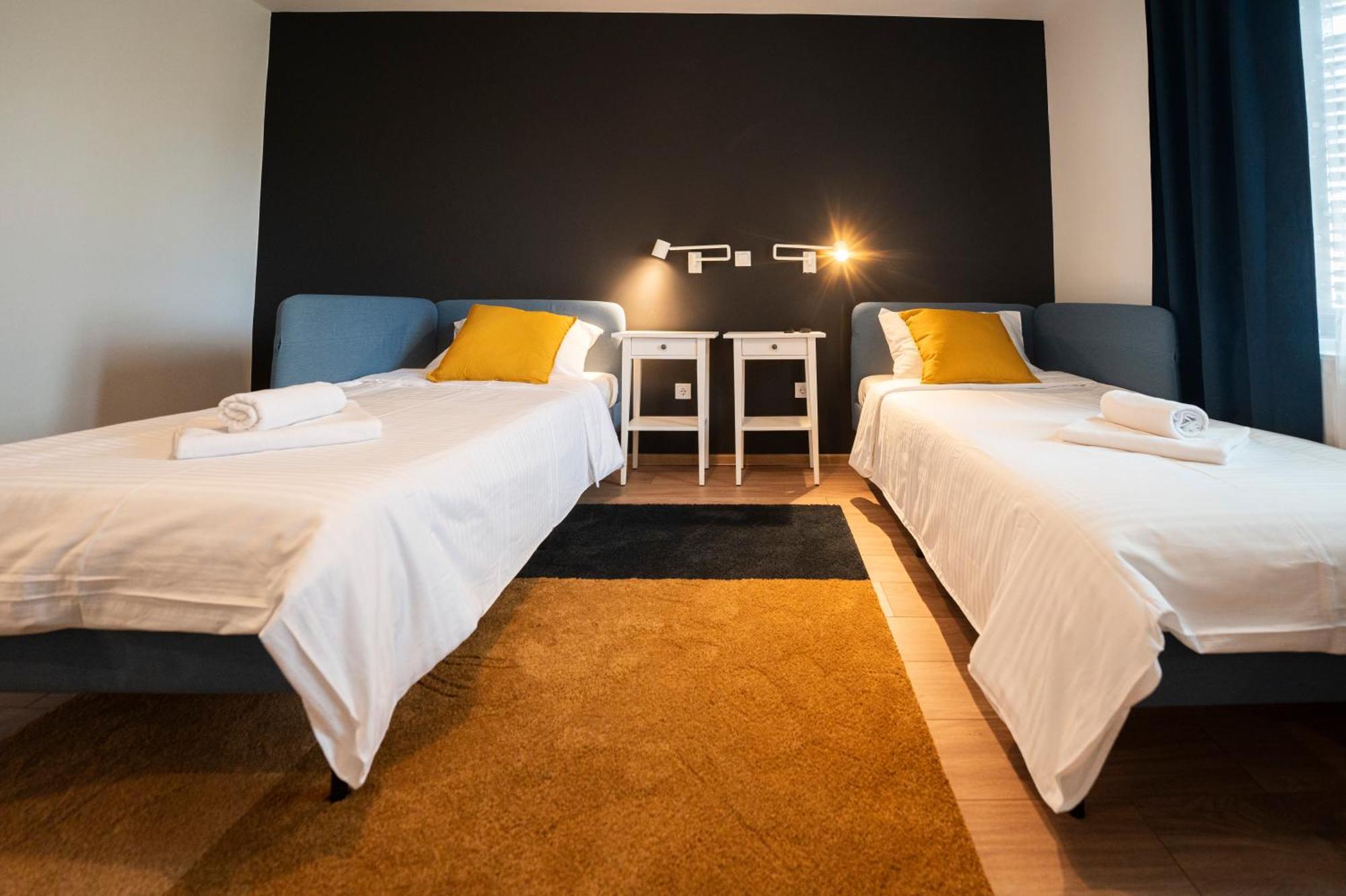 Cozy Nook B&B - Free Private Parking Нови-Сад Экстерьер фото